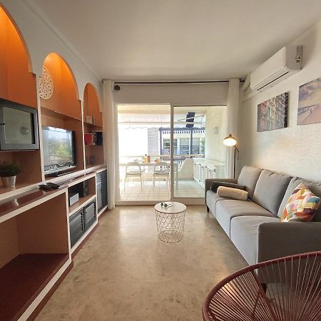 Duplex Oasis Apartman Sitges Kültér fotó