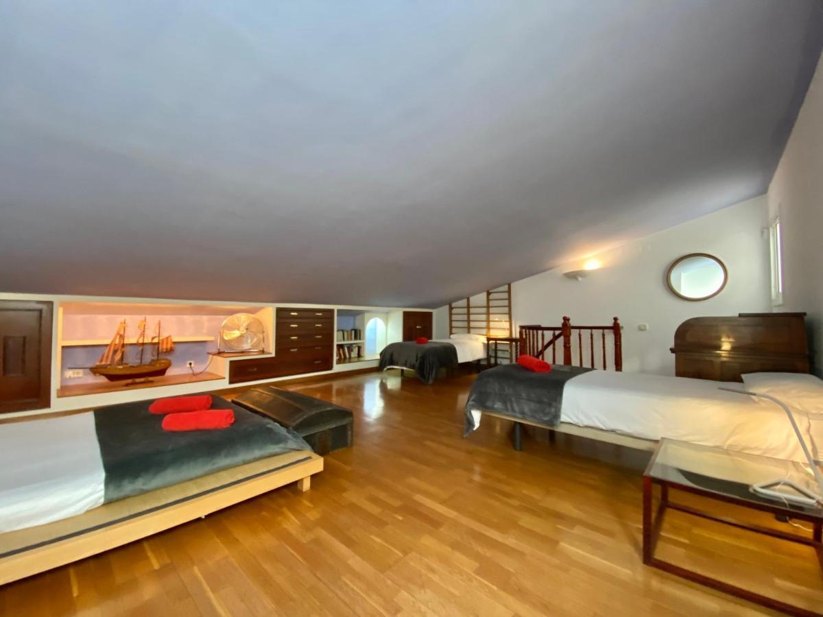 Duplex Oasis Apartman Sitges Kültér fotó